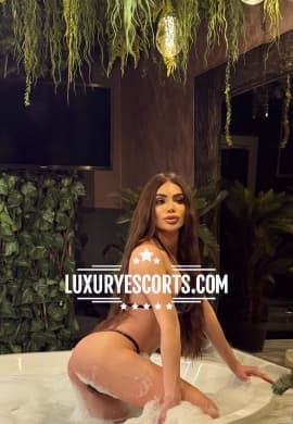 Escorta AishaaKimberly 21