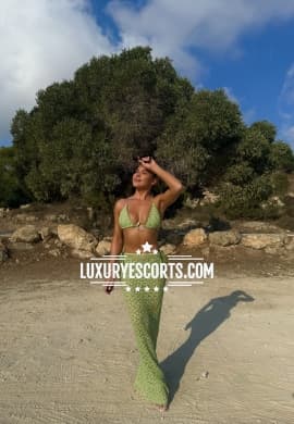 Escorta Emma 8