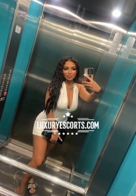Escorta Kim 1