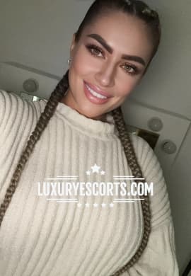 Escorta Qeenofall 19