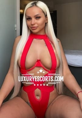 Escorta Rebeca 2