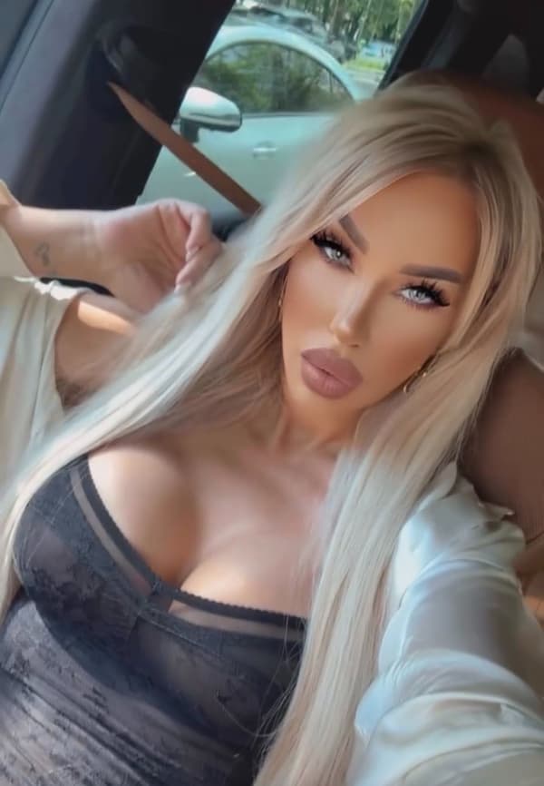 Yasmina27