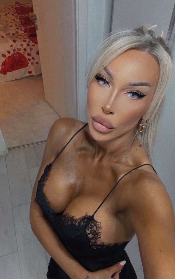 Yasmina27