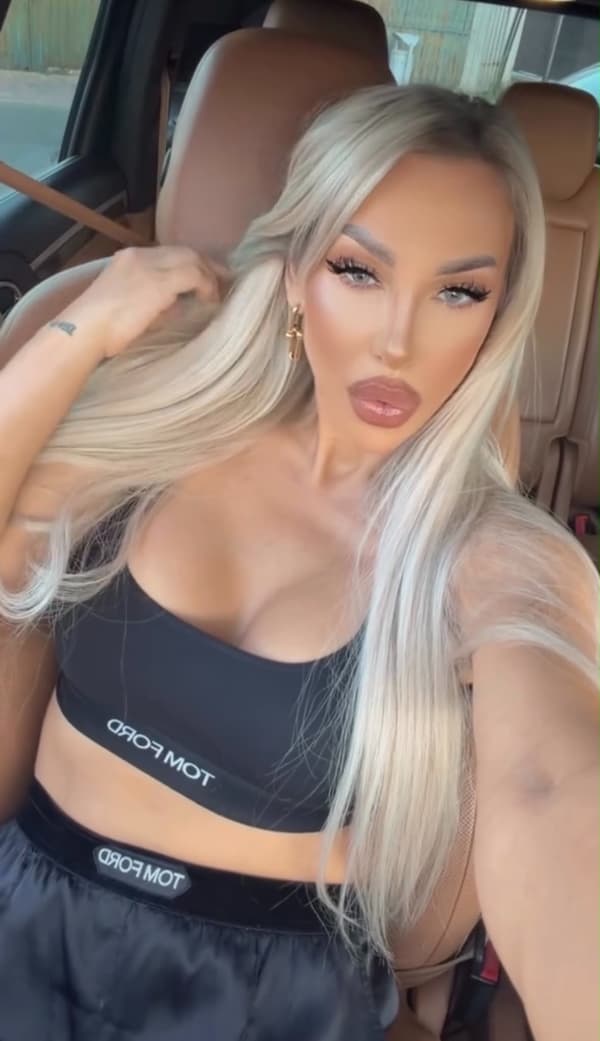 Yasmina27